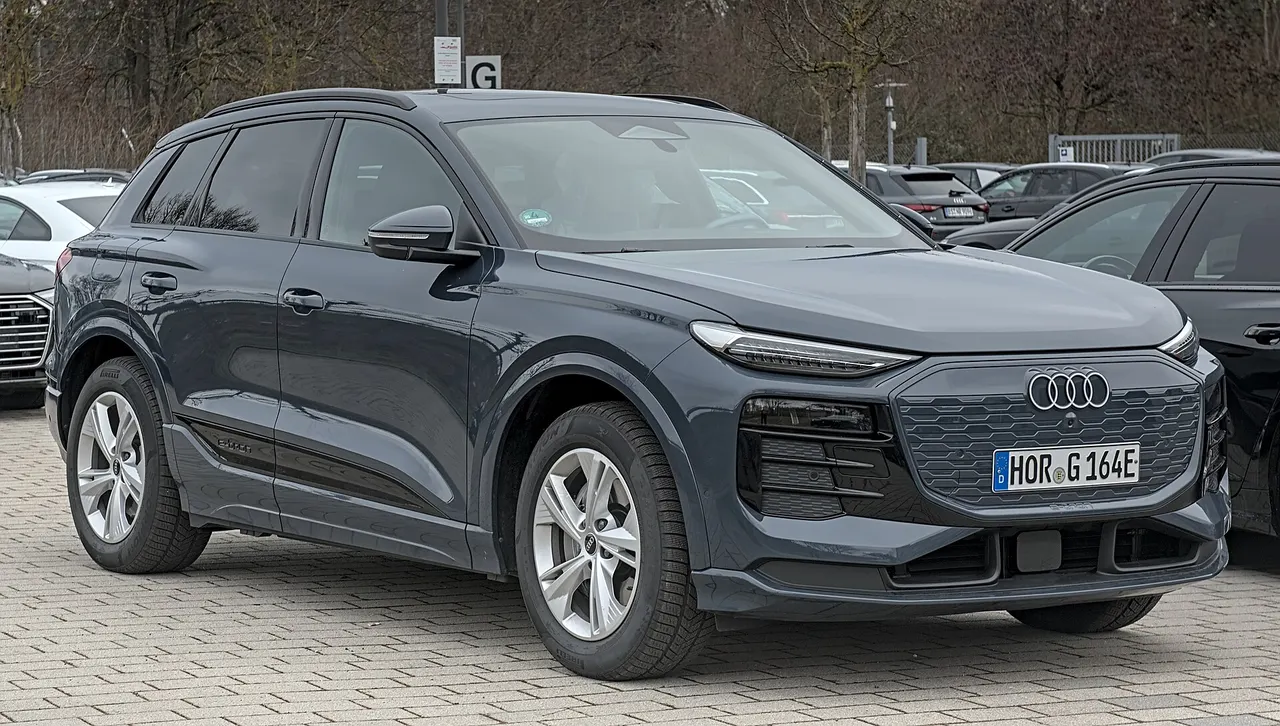 Audi SQ6 Sportback e-tron (MY25)