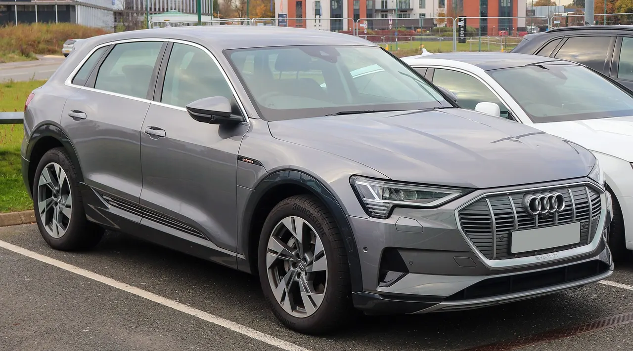 Audi SQ8 Sportback e-tron