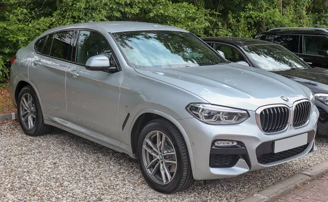 BMW iX4 40 xDrive (MY27)
