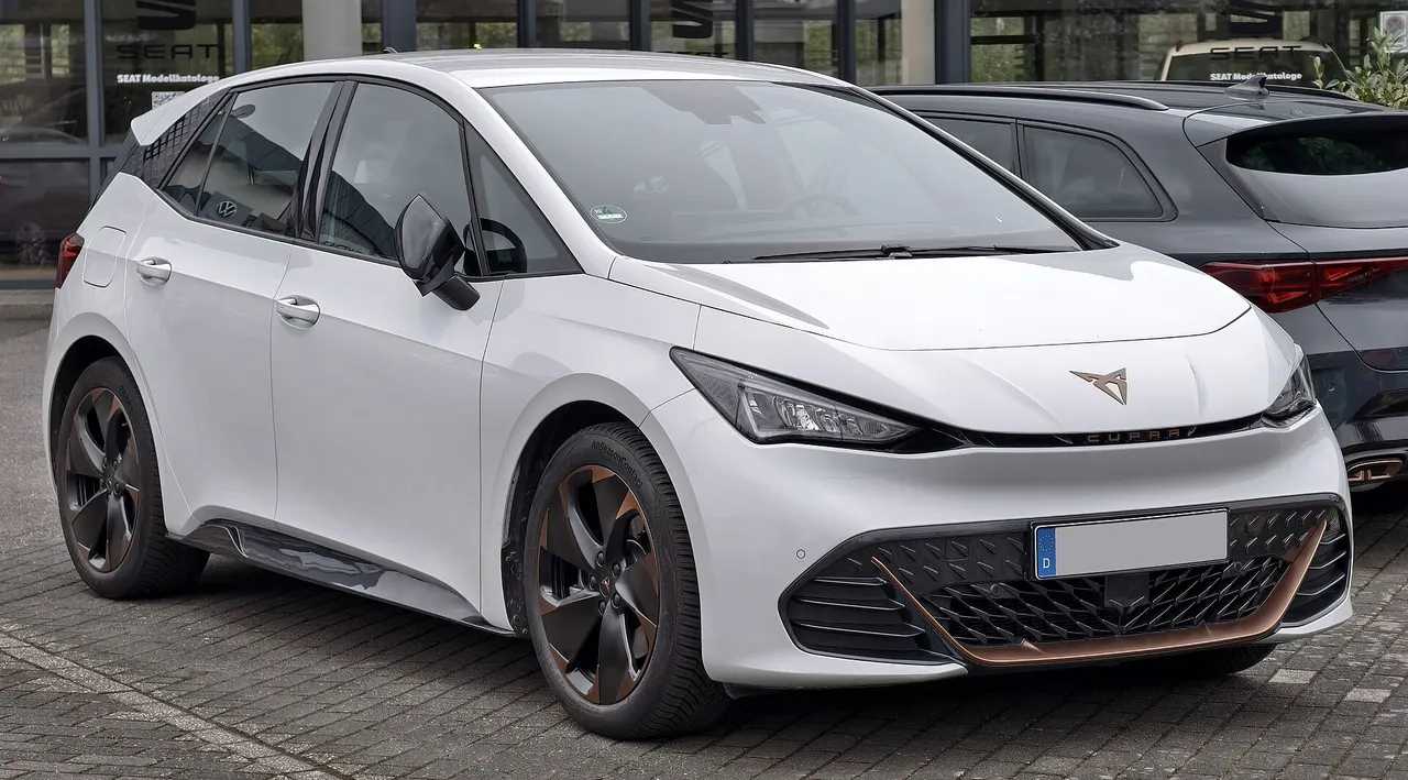 CUPRA Born VZ (MY25-26)
