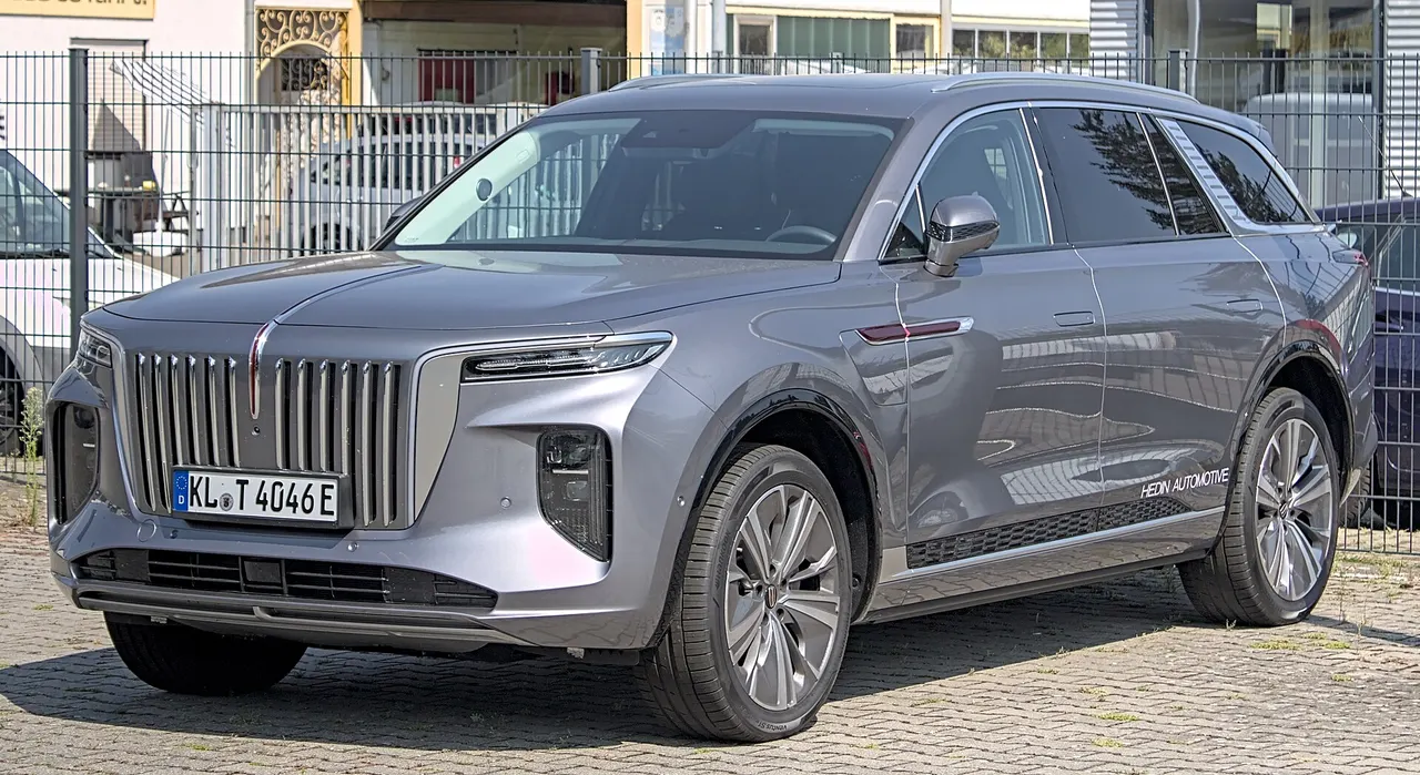 Hongqi E-HS9 99 kWh
