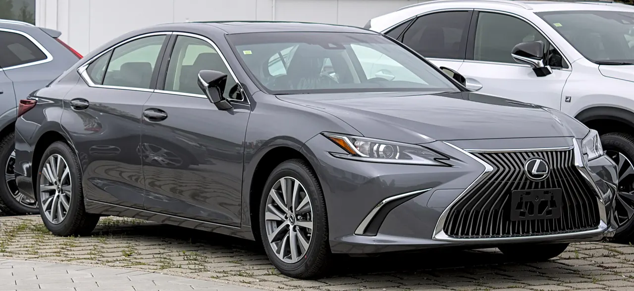 Lexus ES 350e (MY26)