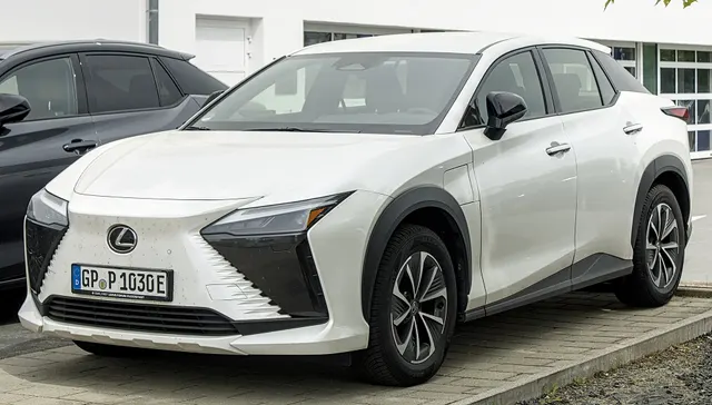 Lexus RZ 550e F SPORT (MY26)