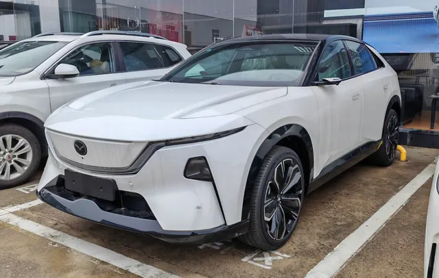 Mazda CX-6e 78 kWh (MY26)