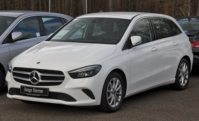Mercedes-Benz B 250e