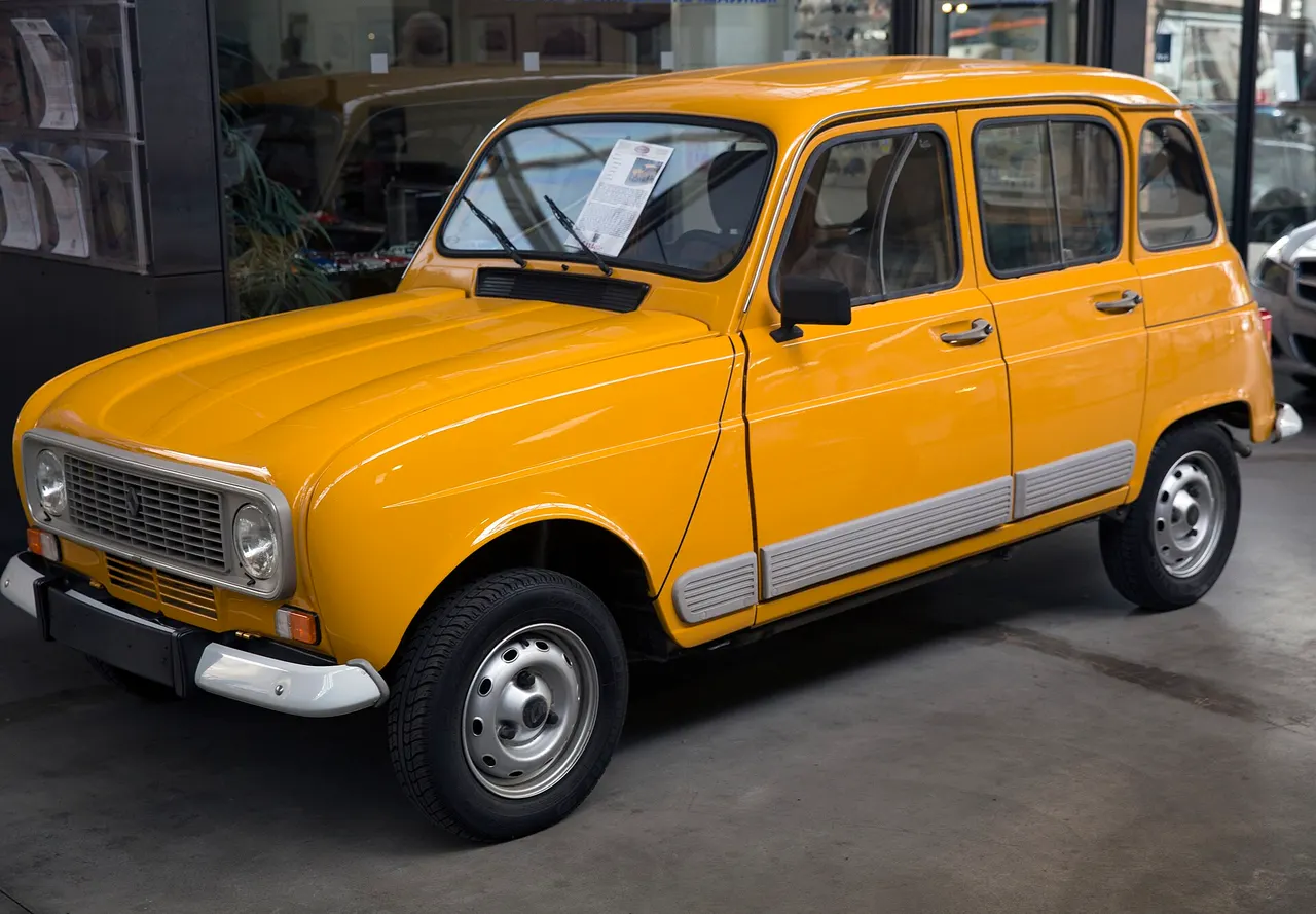 Renault 4 E-Tech 40kWh 120hp