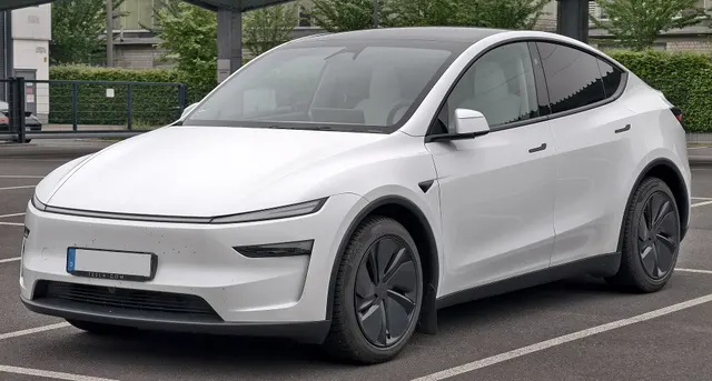 Tesla Model Y Premium AWD (Juniper)