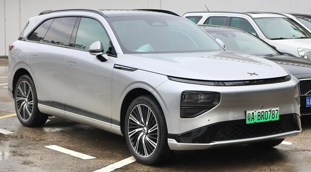 XPENG G9 RWD Standard Range (MY24)